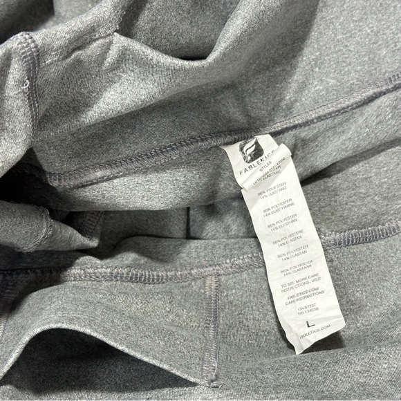 Fabletics Heathered Gray Leggings - Picture 8 of 10